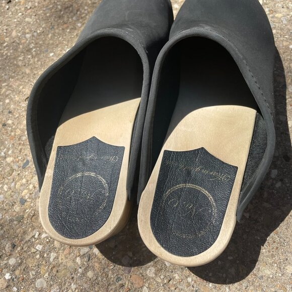 No 6 Clogs, Black suede, size 40 - Picture 2 of 9